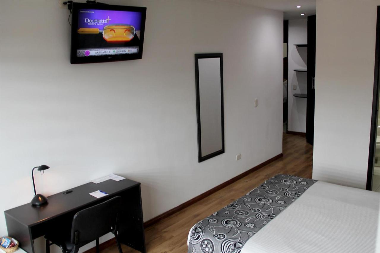 Hotel Santafe Real Bogotá Esterno foto