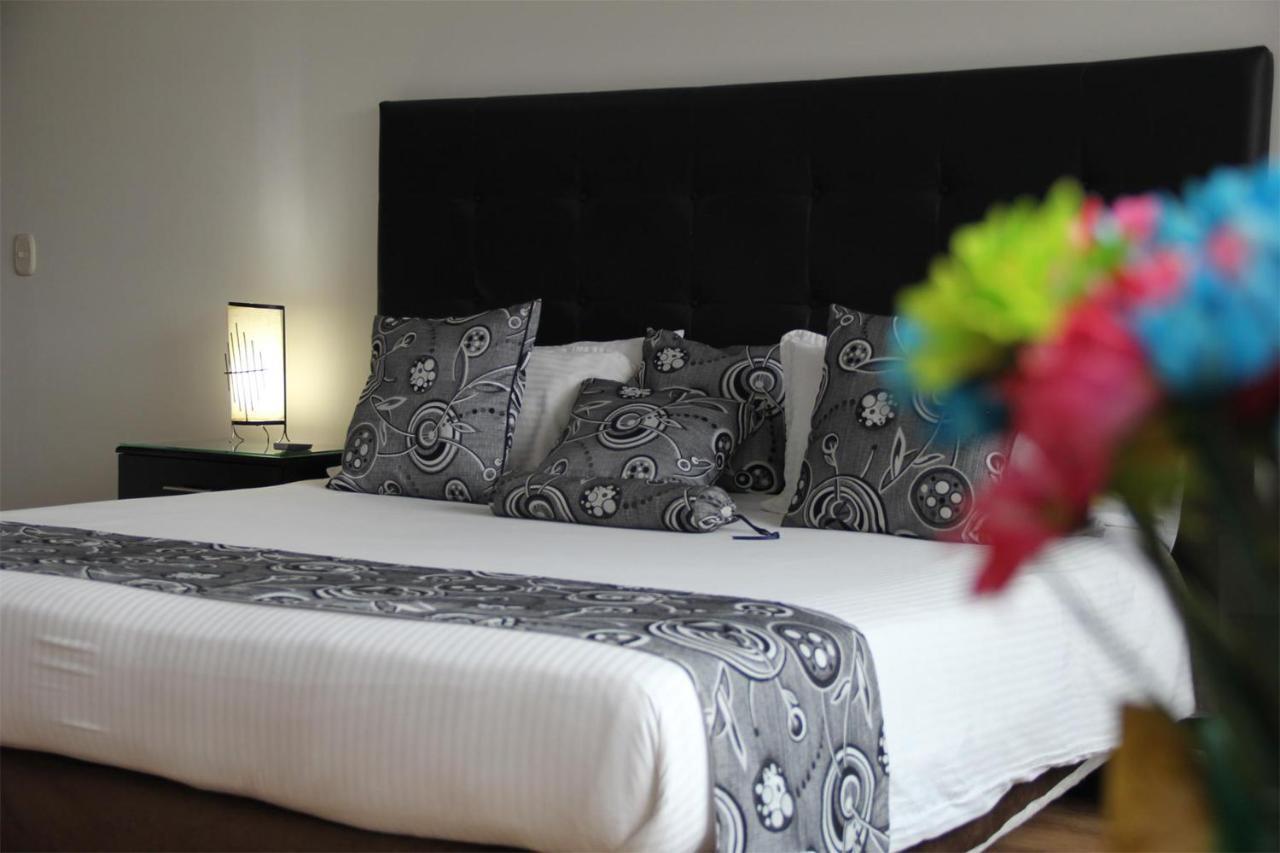 Hotel Santafe Real Bogotá Esterno foto